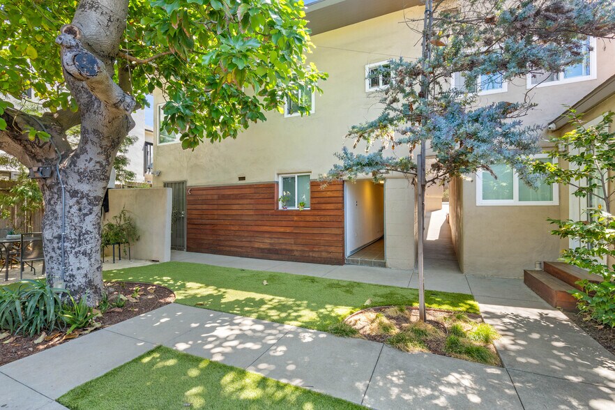 More Photos Of 942 23rd St, San Diego Apartments For Sale