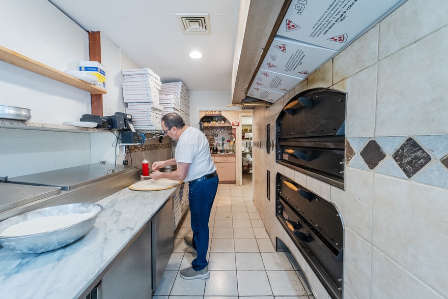 More Photos Of La Strada Cafe, Branchburg Restaurant For Sale