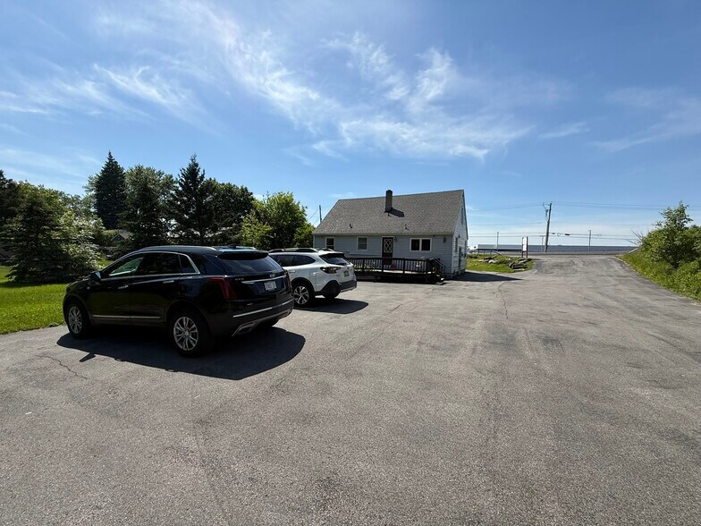 More Photos Of 5774 S Bay Rd, Cicero Land For Sale