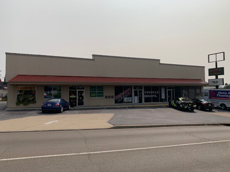 More Photos Of 3030 Kettering Blvd, Moraine General Retail For Sale