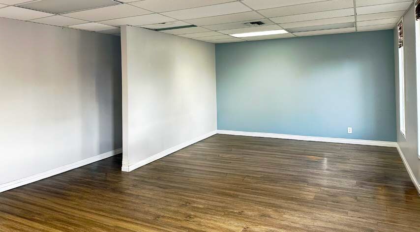 More Photos Of 33427 Pacific Hwy S, Federal Way Office For Sale