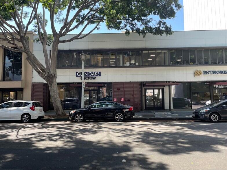 Primary Photo Of 918 E Green St, Pasadena Office Residential For Lease