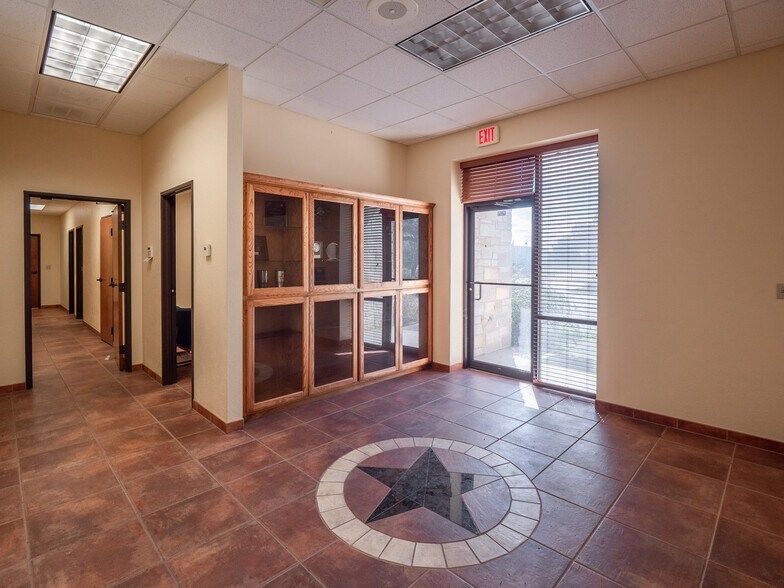 More Photos Of 5230 W State Highway 71, La Grange Refrigeration Cold Storage For Sale