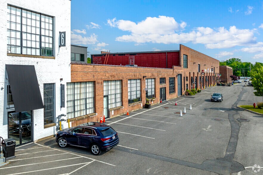 More Photos Of 83 Morse St, Norwood Unknown For Lease