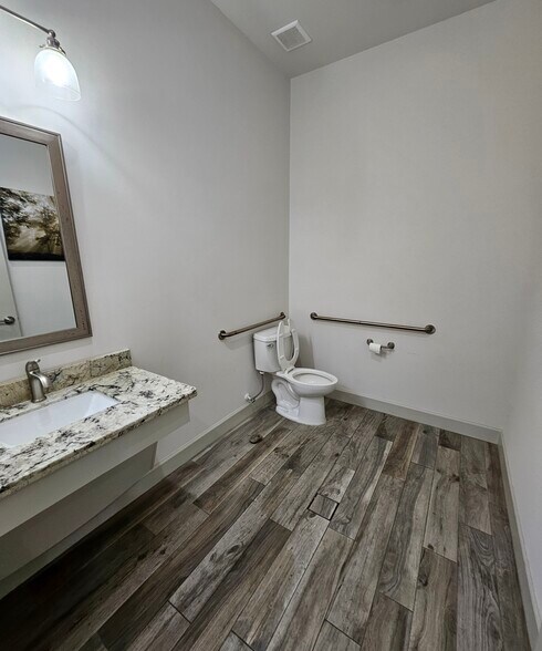 More Photos Of 21777 Merchants Way, Katy Office For Lease