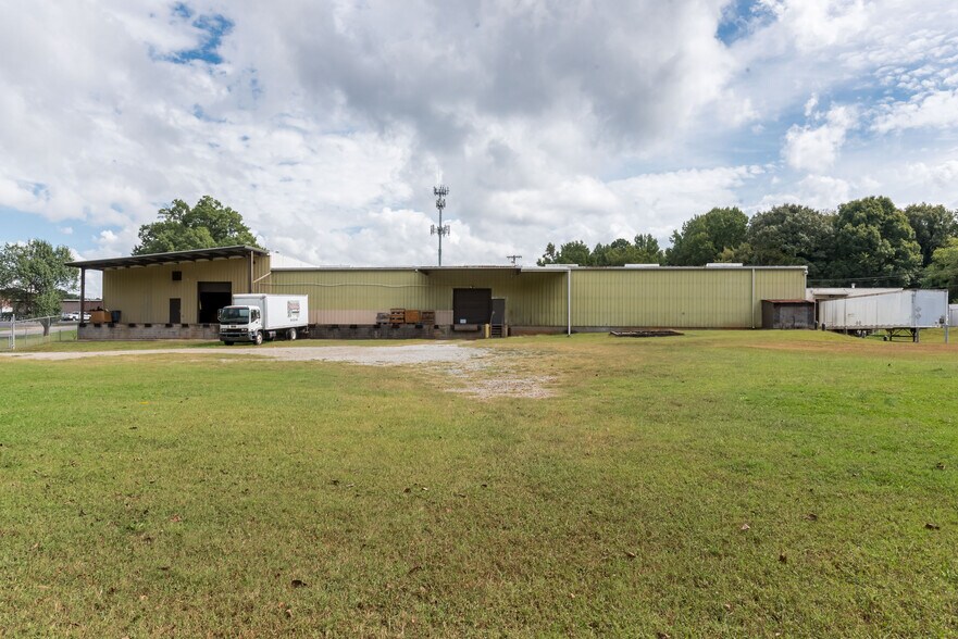 More Photos Of 2515 Allen Rd S, Charlotte Warehouse For Sale