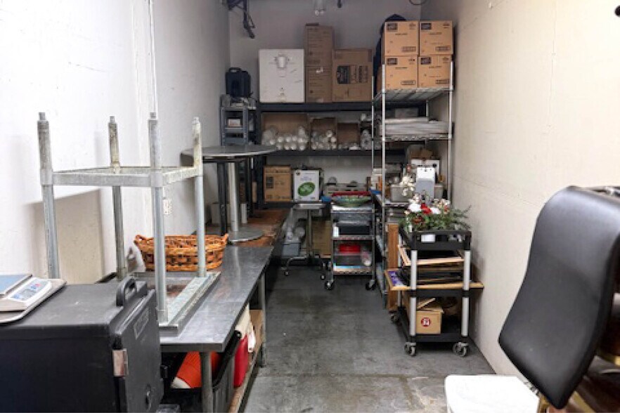 More Photos Of 1150 S Hope St, Los Angeles Warehouse For Lease