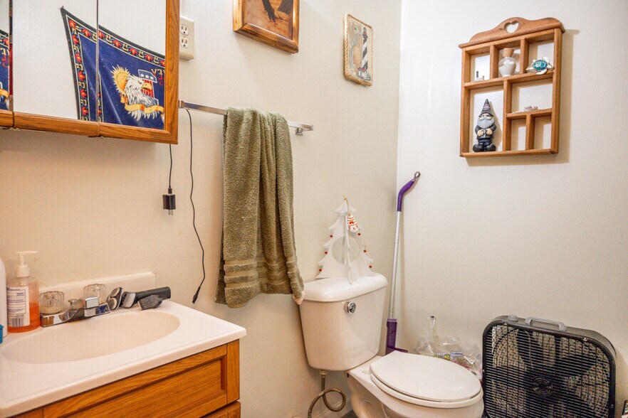 More Photos Of 115 W Pearl St, New Lisbon Apartments For Sale