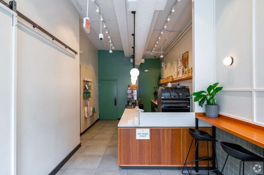 More Photos Of 1807 14th St NW, Washington Storefront For Sale