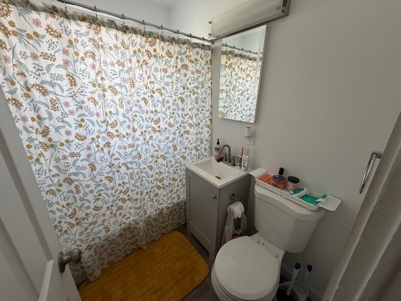 More Photos Of 3326 Forge Hill Rd, Street General Retail For Sale