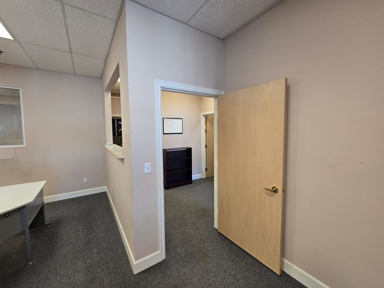 More Photos Of 17957 55th Ave, Surrey Warehouse For Sale
