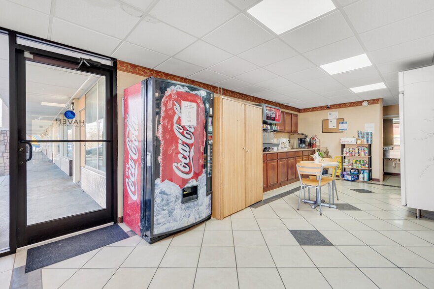 More Photos Of 1014 Cosby Hwy, Newport Hotel For Sale