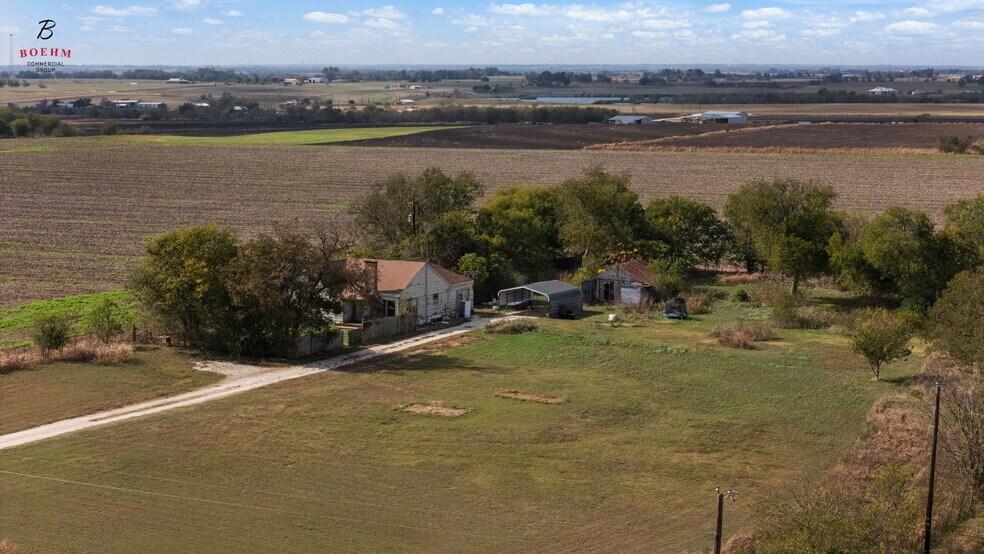 More Photos Of 1050 CR 406, Taylor Land For Sale