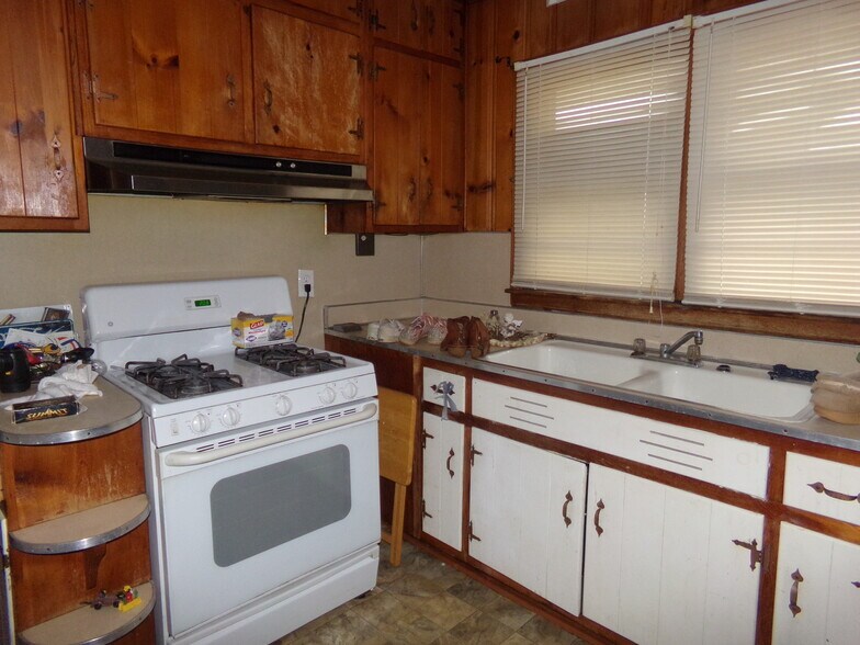 More Photos Of 2041 Austell Rd SE, Marietta Apartments For Sale