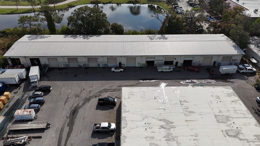 More Photos Of 5100 Ulmerton Rd, Clearwater Warehouse For Lease
