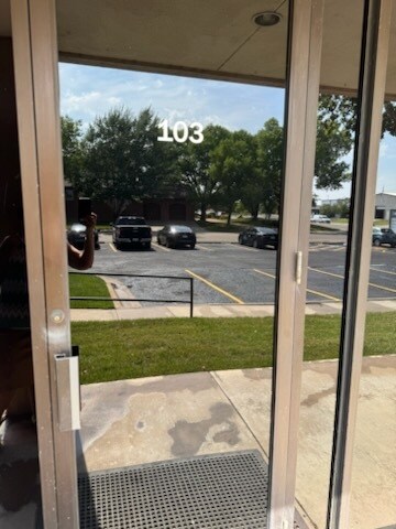 More Photos Of 2400 Lakeview Dr, Amarillo Office For Sale