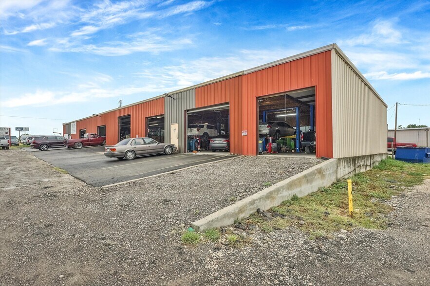 More Photos Of , Granbury Unknown For Sale