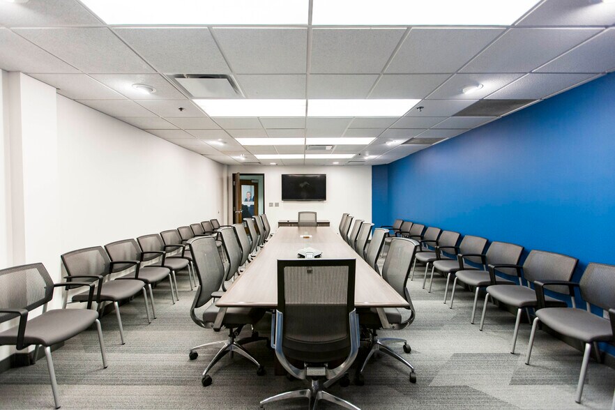 More Photos Of 28400 Northwestern Hwy, Southfield Office For Sale