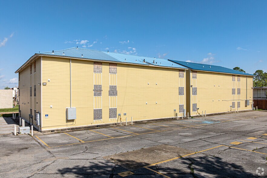 More Photos Of 4759 Earl Gros Ave, Baton Rouge Apartments For Sale