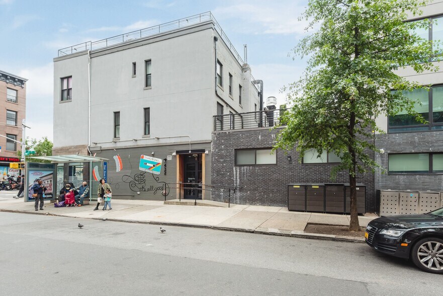 More Photos Of 32-34 5th Ave, Brooklyn Apartments For Lease