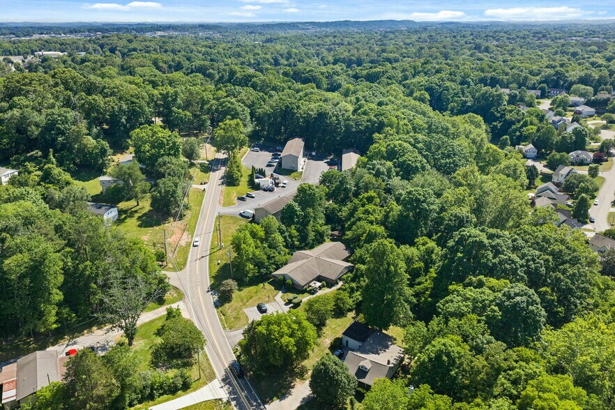 More Photos Of 1903 Piney Grove Church Rd, Knoxville Apartments For Sale