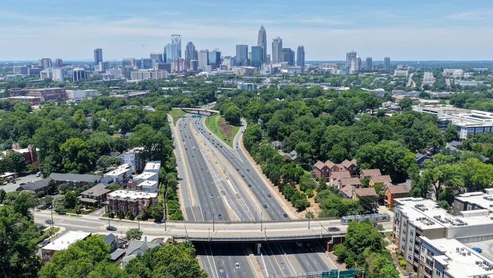 More Photos Of 610 Hawthorne Ln, Charlotte Office Residential For Sale