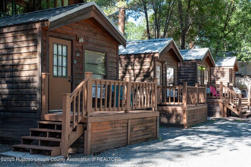 More Photos Of 616 Sudderth Dr, Ruidoso General Retail For Sale