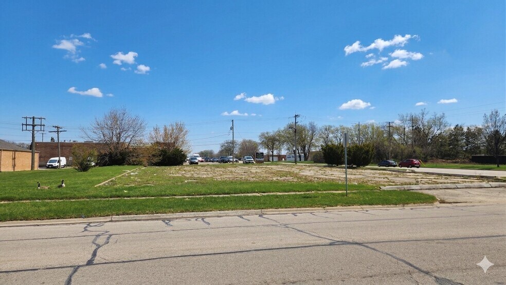 More Photos Of 525 S Addison Rd, Addison Land For Sale