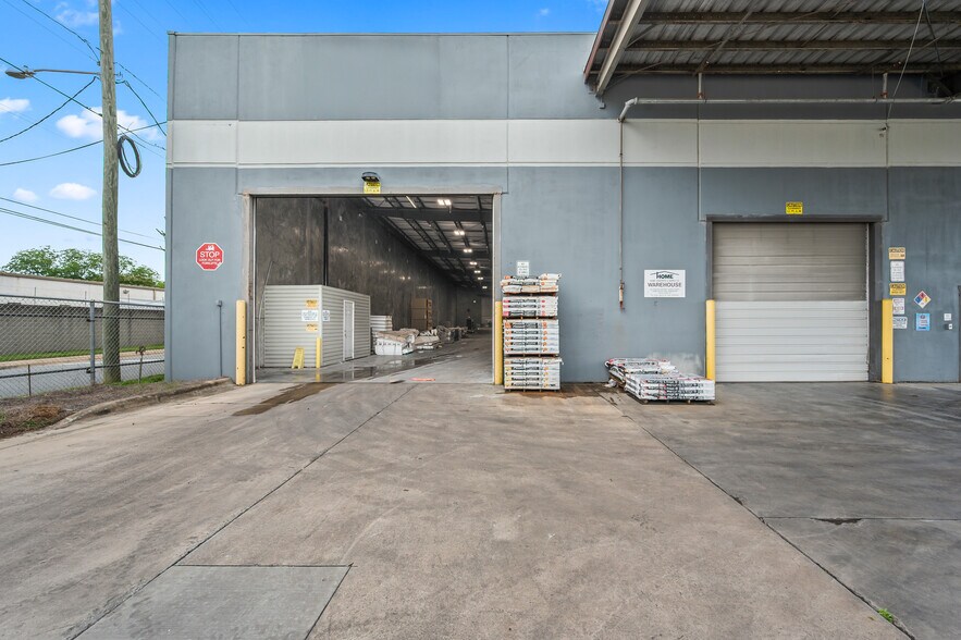 More Photos Of 315 Kerr St, Salisbury Warehouse For Sale