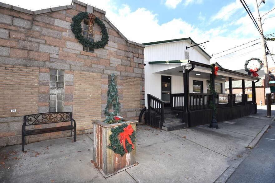 More Photos Of 115 and 117 Main st, Faith Restaurant For Sale