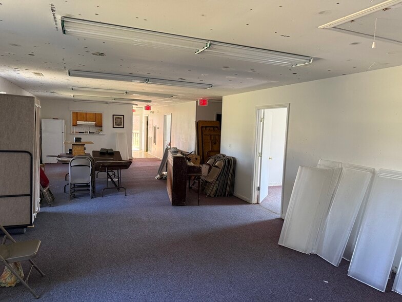 More Photos Of 80 Timber Rdg, Fincastle Religious Facility For Sale
