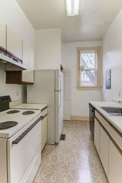 More Photos Of 112 E Preston St, Baltimore Apartments For Sale