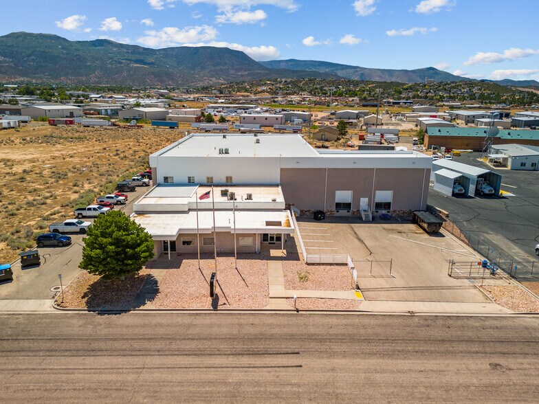 More Photos Of 2331 W Park Ave, Cedar City Distribution For Sale