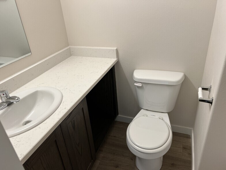 More Photos Of 972 N 2nd St, Jefferson Multifamily For Sale