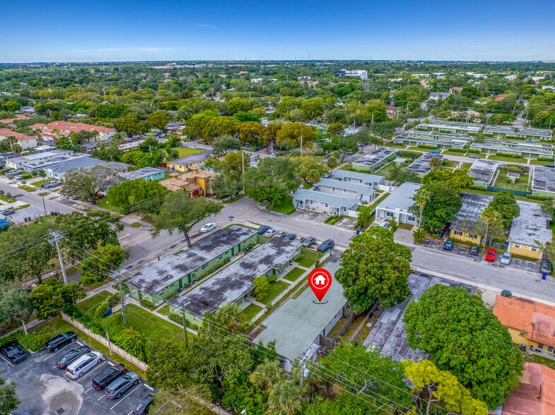 More Photos Of 1132 NW 2nd St, Fort Lauderdale Apartments For Sale