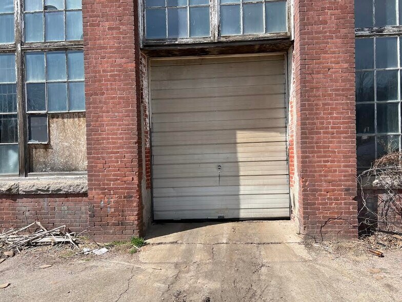 More Photos Of 20 Privilege St, Woonsocket Manufacturing For Sale