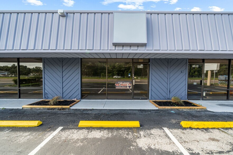 More Photos Of 8510 State Road 52, Hudson Storefront For Lease