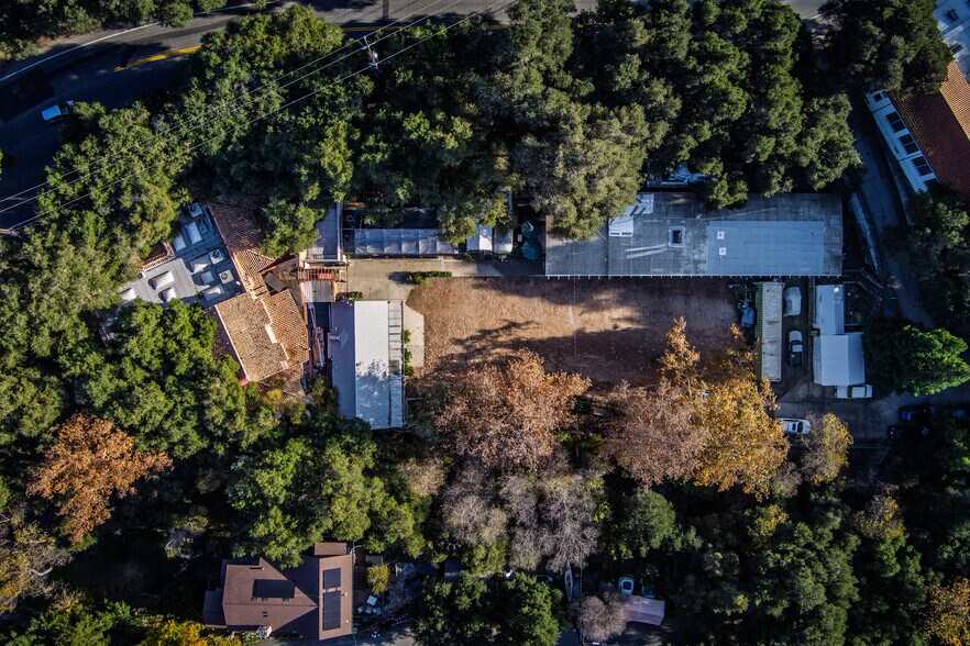 More Photos Of 1111 N Topanga Canyon Blvd, Topanga Auto Salvage Facility For Sale