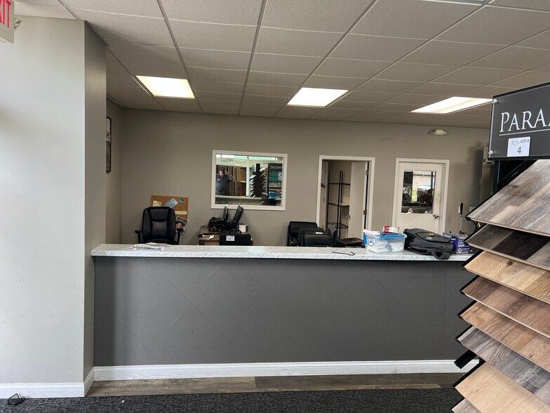 More Photos Of 53894 N County Road 9, Elkhart Warehouse For Sale