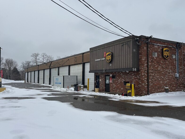 Primary Photo Of 48 Meetinghouse Ln, Sagamore Beach Distribution For Sale