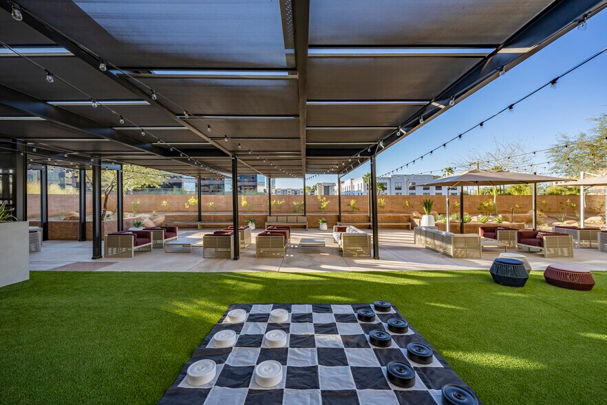 More Photos Of 2355 E Camelback Rd, Phoenix Office For Lease