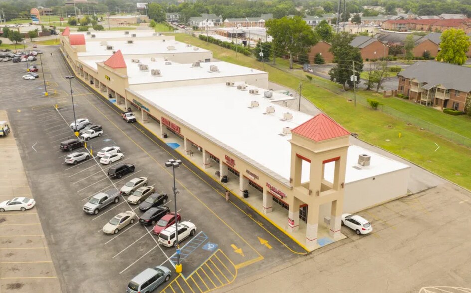 More Photos Of 3705-3789 Eastern Blvd, Montgomery Unknown For Lease