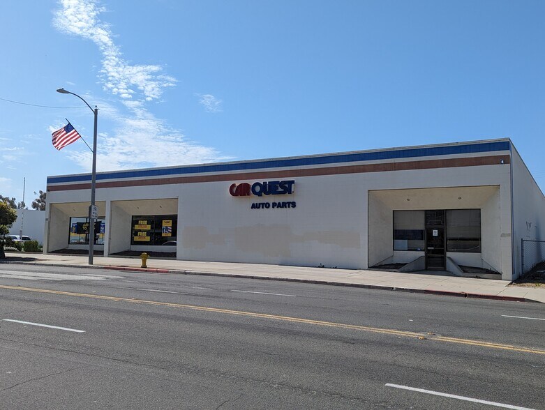 More Photos Of 1350 E Thompson Blvd, Ventura General Retail For Lease