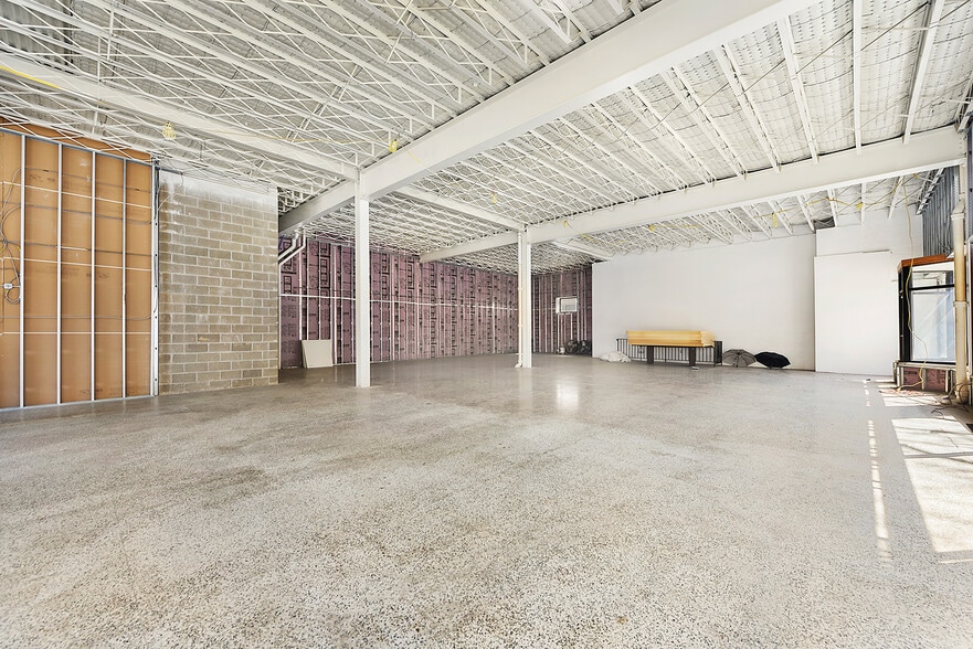 More Photos Of 200 N Highland Ave, Pittsburgh Storefront Retail Office For Lease