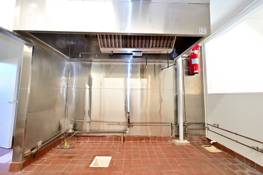 More Photos Of 1487-1491 E Colorado Blvd, Pasadena Storefront Retail Office For Lease