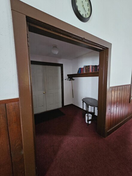 More Photos Of 1124 Leach rd, Cumberland Furnace Specialty For Sale