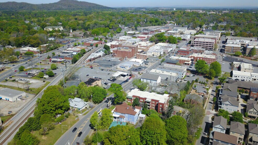 More Photos Of 319 Atlanta St, Marietta Office For Sale