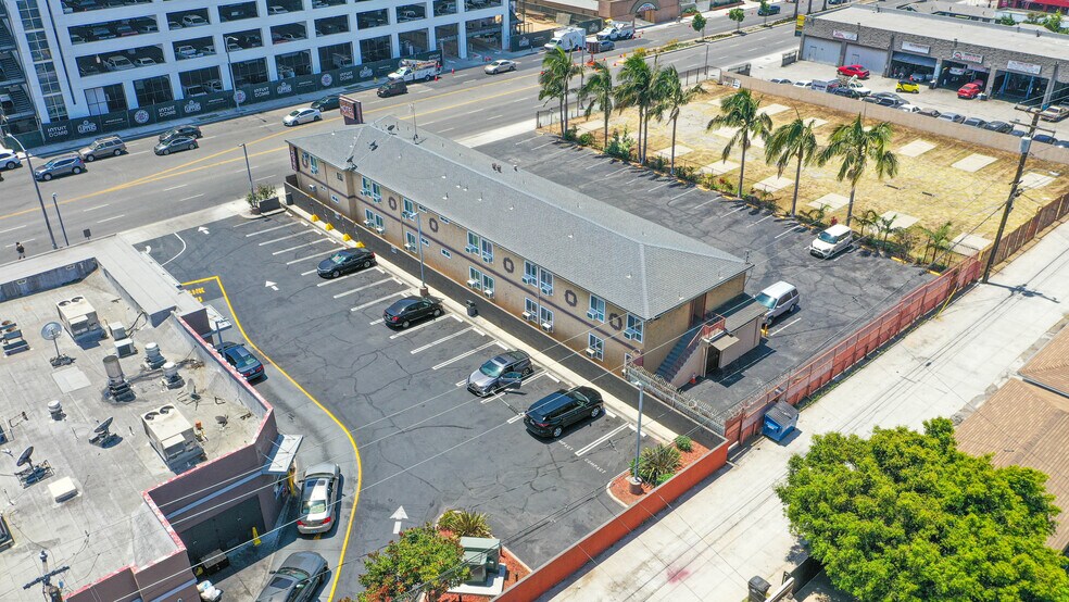 More Photos Of 4027 W Century Blvd, Inglewood Hotel For Sale
