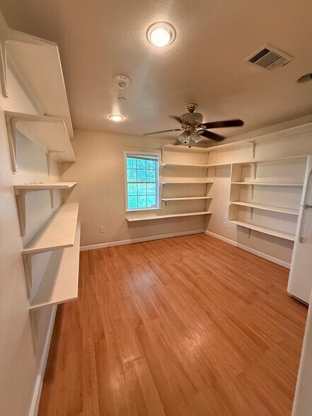 More Photos Of 16160 Porter Ln, Porter Land For Lease