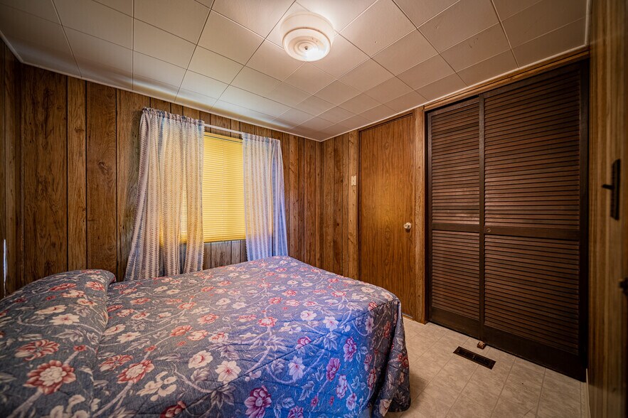 More Photos Of N10120 Parkway Rd, Crivitz Specialty For Sale